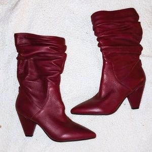 Slouchy leather boots